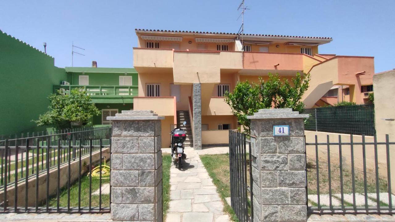 Ferienwohnung Oasy4 Villasimius Exterior foto